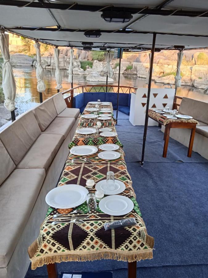 Houseboat Hotel And Nile Cruises Zainoba Асуан Экстерьер фото